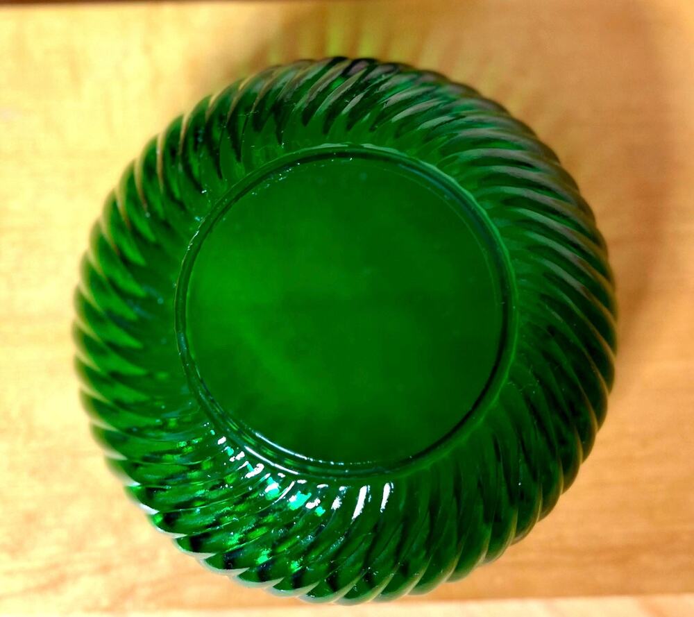 Vintage Anchor Hocking Forest Green Ribbed Swirl Bowl MCM Emerald Dish